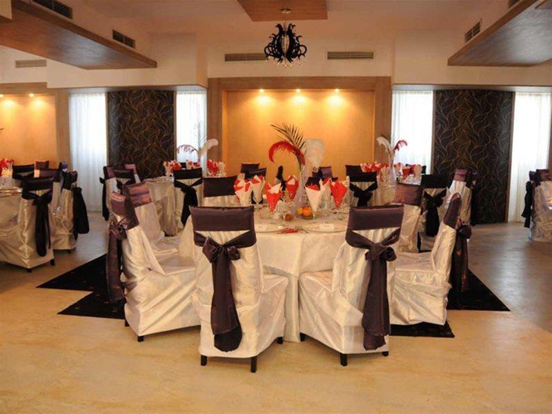 Hotel Sydney كرايوفا المظهر الخارجي الصورة